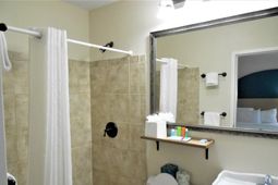 1004 Ocean Boulevard photo 4