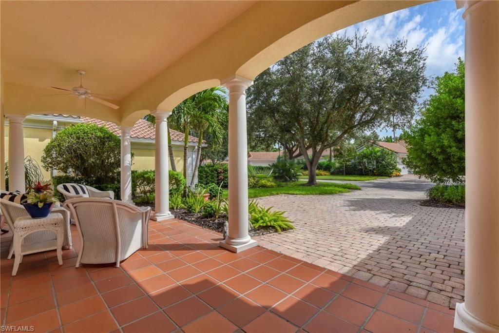 5843 Charlton Way, Naples, FL 34119 Photo