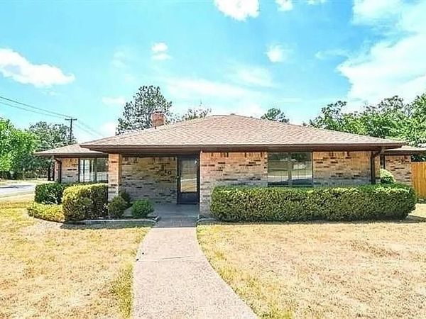 910 N lydia Street, Stephenville, TX 76401
