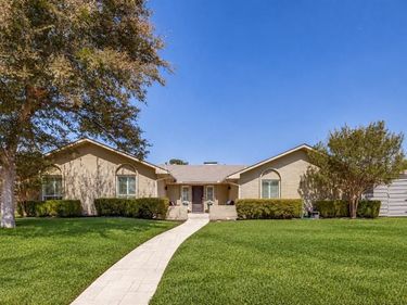 6755 Hillwood Lane, Dallas, TX 75248