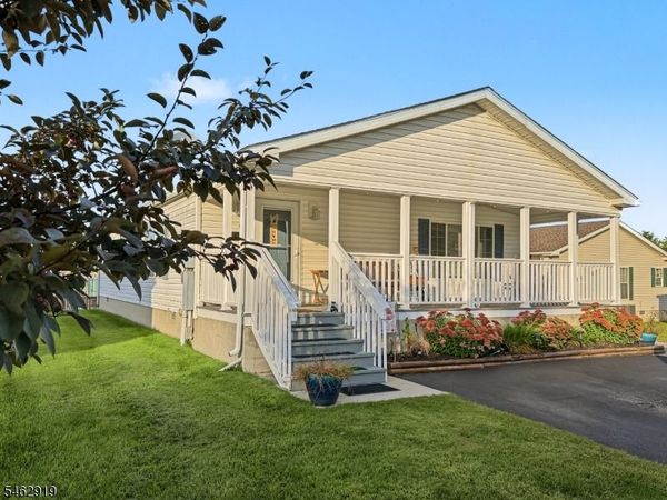 4 Morningside Drive, White, NJ 07823
