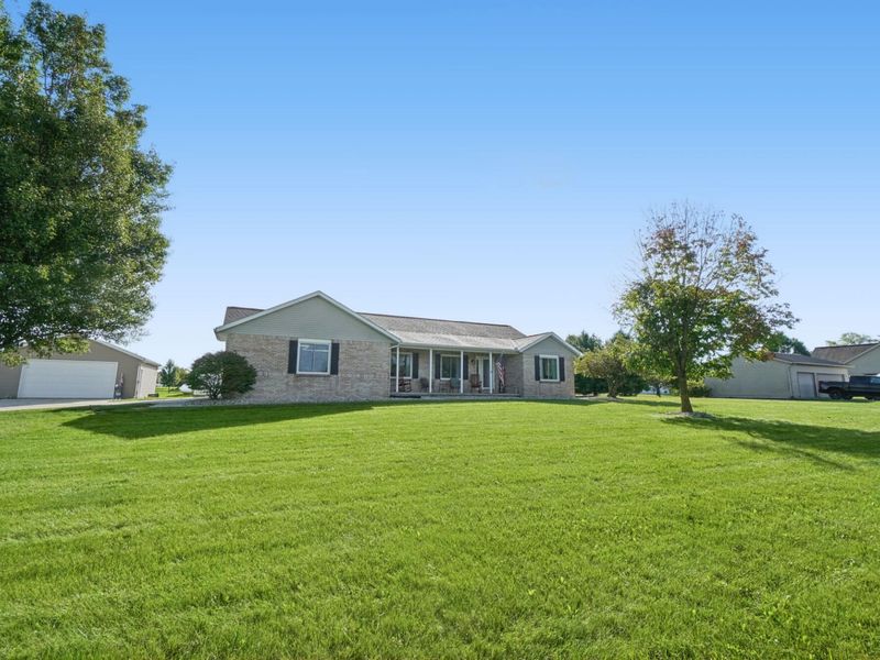 16030 Pusheta Road, Wapakoneta, OH 45895 Photo 2