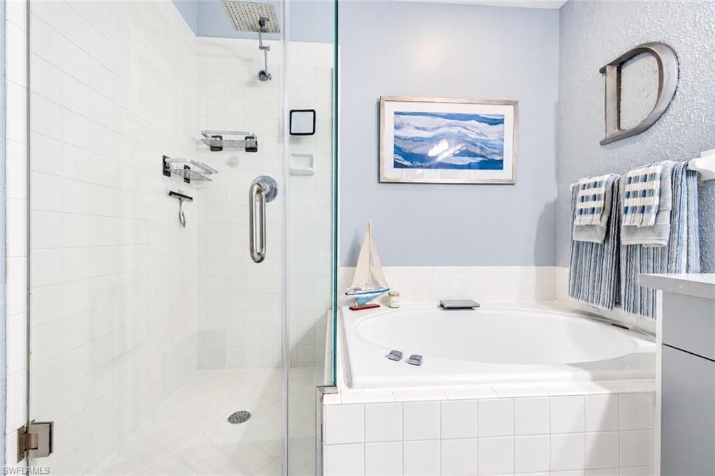 3795 Fieldstone Blvd, Unit 106, Naples, FL 34109 Photo