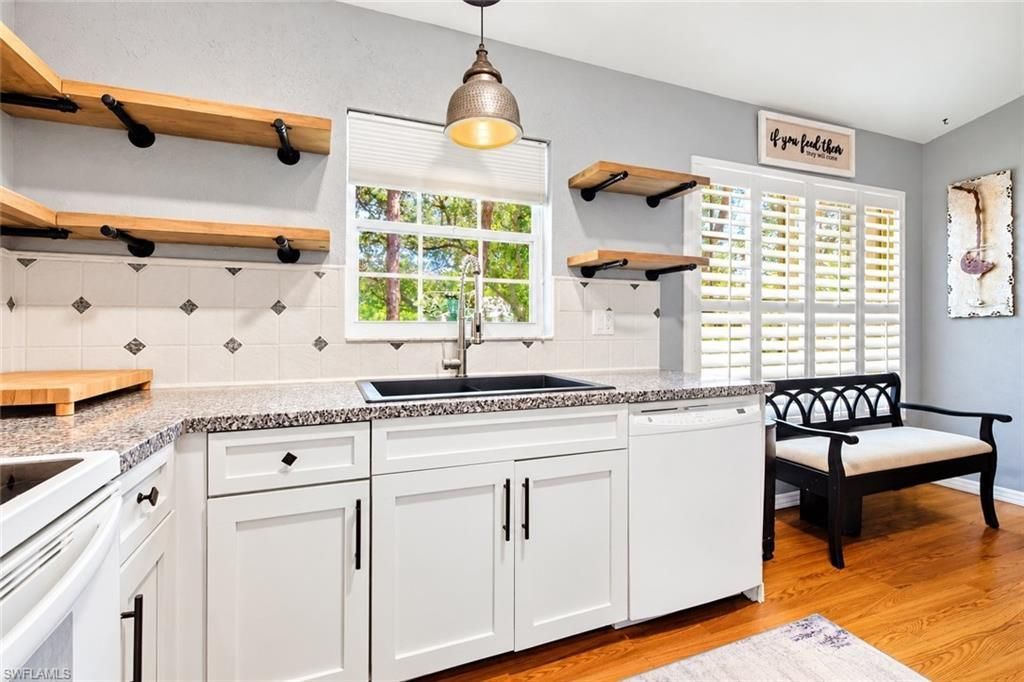 3795 Fieldstone Blvd, Unit 106, Naples, FL 34109 Photo