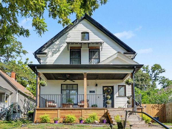 1718 W 9th Street , Davenport, IA 52804