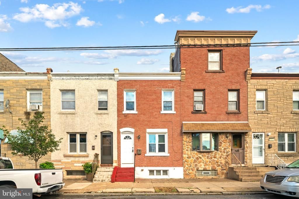 6610 Tulip Street, Philadelphia, PA 19135 Main Photo