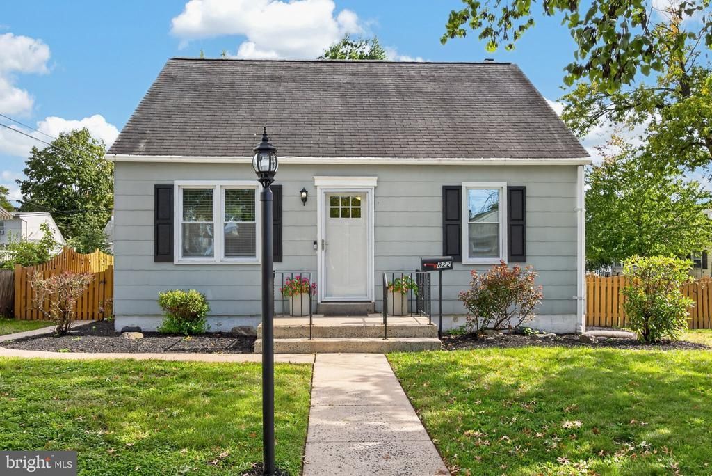 822 BROOKSIDE AVENUE, POTTSTOWN, PA 19464