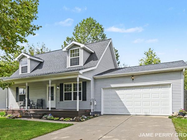 1192 Porter Drive, Charlotte, MI 48813