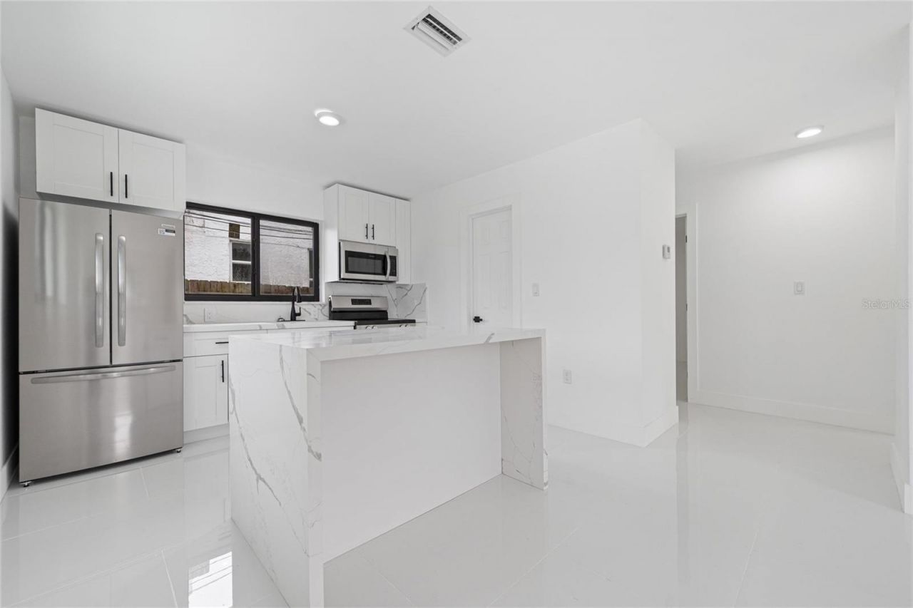 1112 SW 11th Avenue, Miami, FL 33129 Photo