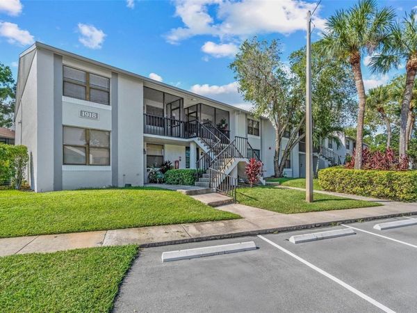 1918 PELICAN LANDING BOULEVARD, Unit 1121, CLEARWATER, FL 33762