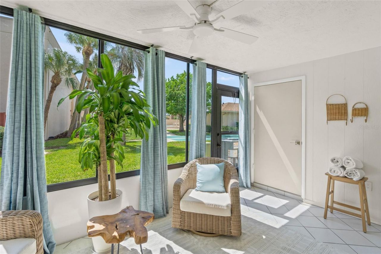 2609 Woodgate Lane, Unit K4, Sarasota, FL 34231 Photo