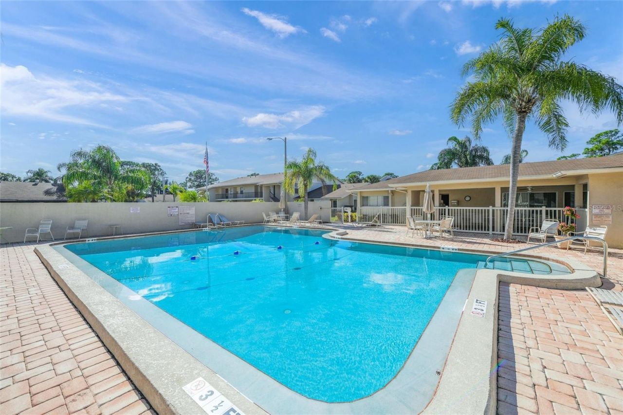 2609 Woodgate Lane, Unit K4, Sarasota, FL 34231 Photo