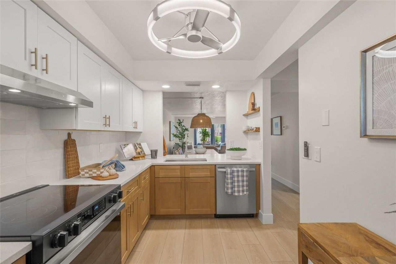 2609 Woodgate Lane, Unit K4, Sarasota, FL 34231 Photo