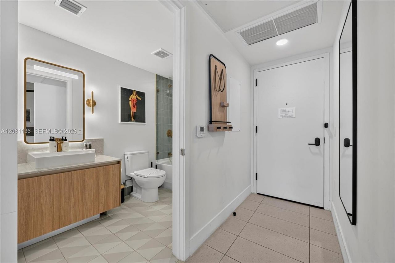 159 NE 6th St , Unit 3603, Miami, FL 33132 Photo