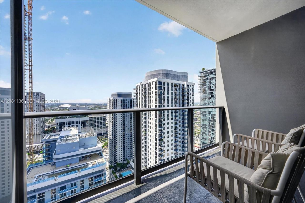 159 NE 6th St , Unit 3603, Miami, FL 33132 Photo