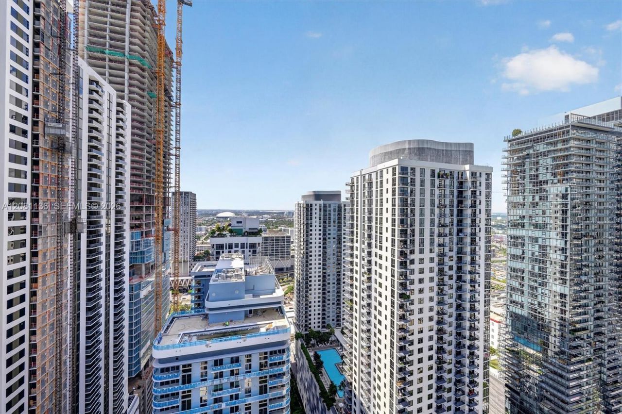 159 NE 6th St , Unit 3603, Miami, FL 33132 Photo