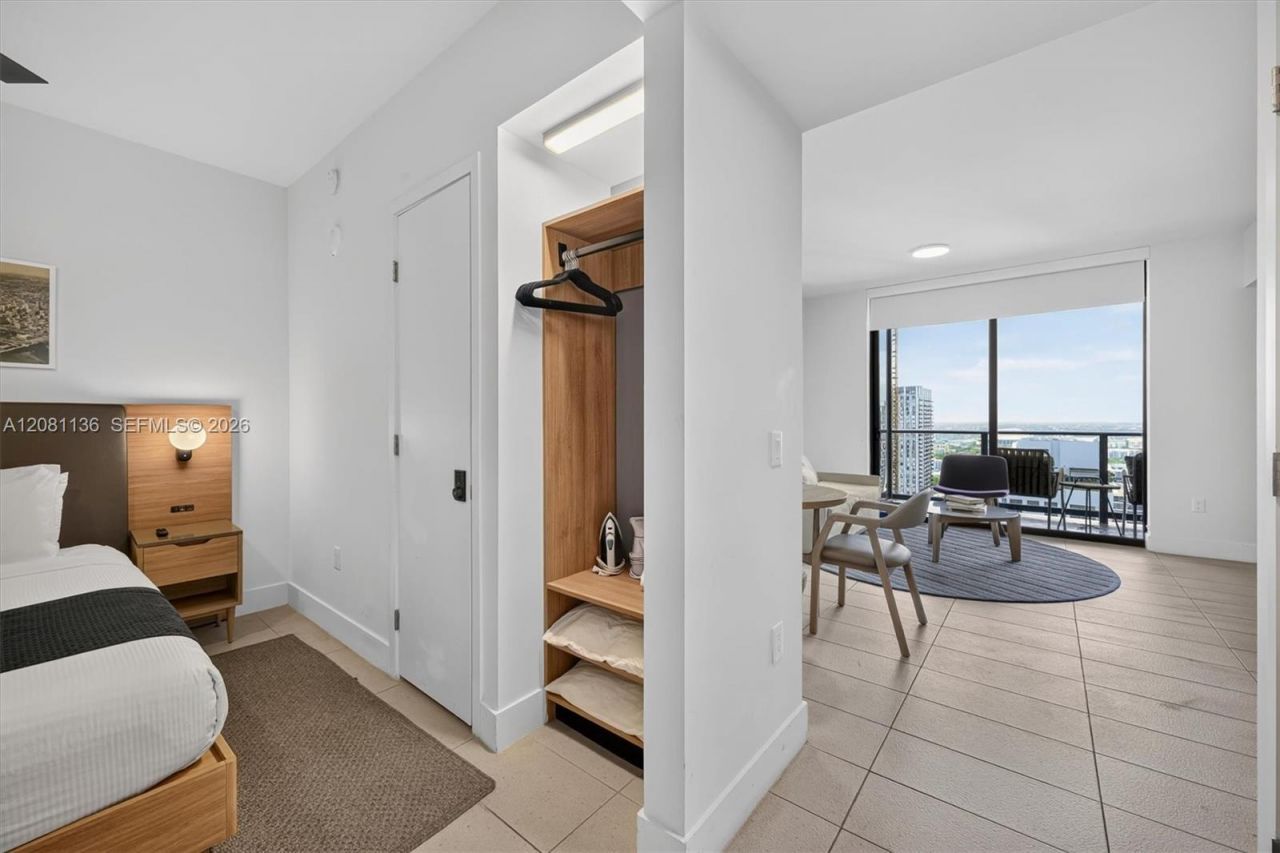 159 NE 6th St , Unit 3603, Miami, FL 33132 Photo