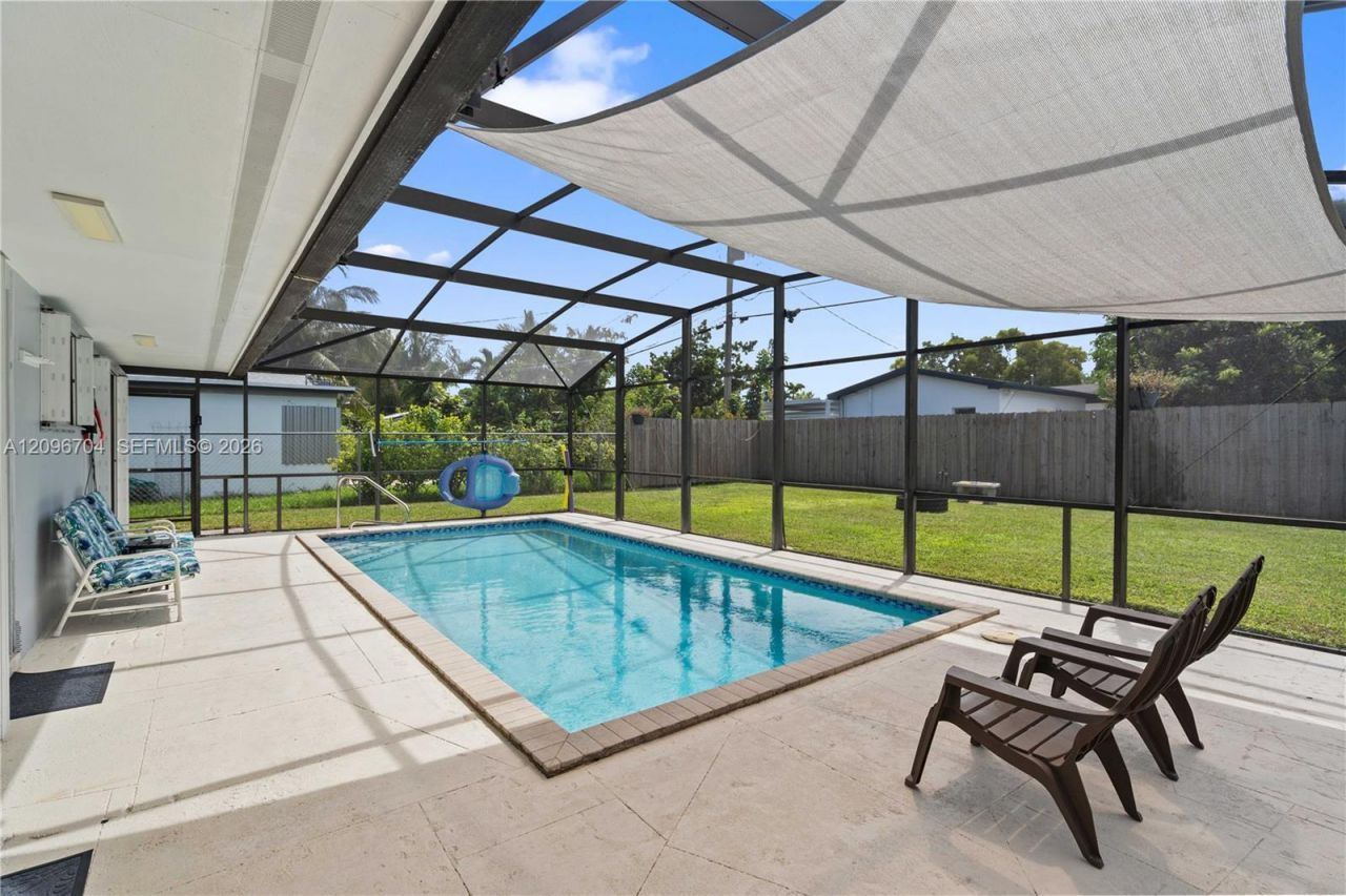 8730 SW 190th St, Cutler Bay, FL 33157 Photo