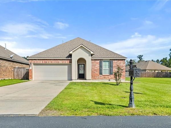 40229 SEDGWICK Lane , Ponchatoula, LA 70454