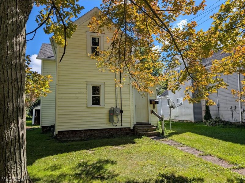 522 Shackson Street, Conneaut, OH 44030 Photo 1