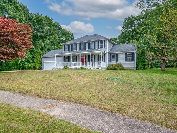 14 Joanna Dr, Rutland, MA 01543