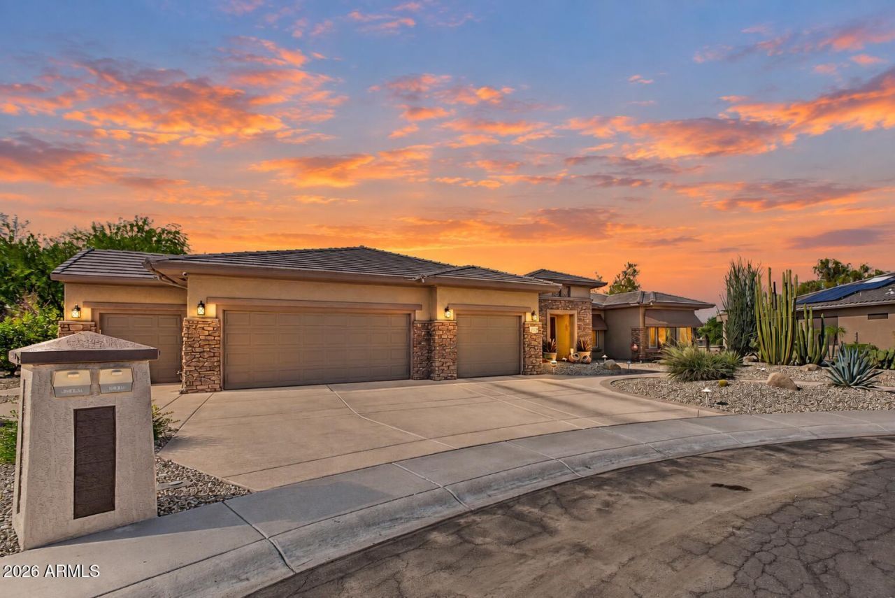 15442 W MIRAMONTE Court, Surprise, AZ 85374