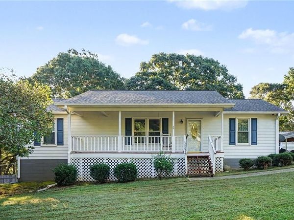 1204 Ridgecrest Drive, Winder, GA 30680