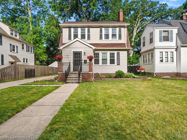 1033 Maplegrove Avenue , Royal Oak, Mi 48067