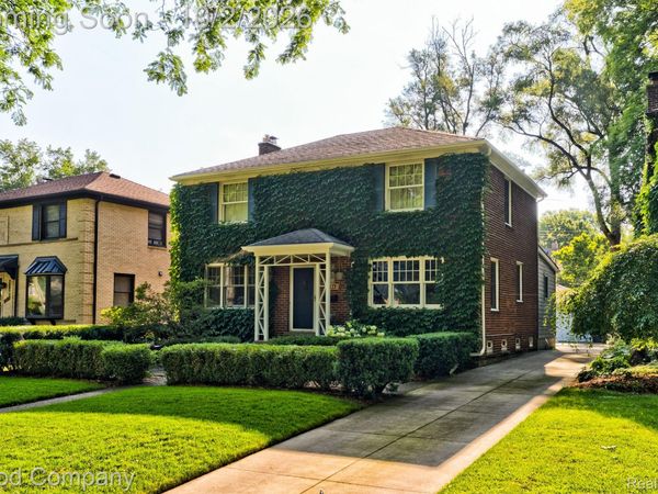 25844 Salem Road, Huntington Woods, Mi 48070