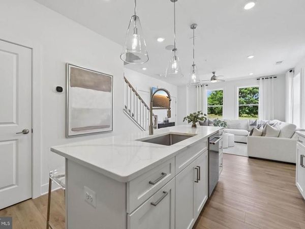 506 PARKVIEW AVENUE , GAITHERSBURG, MD 20878