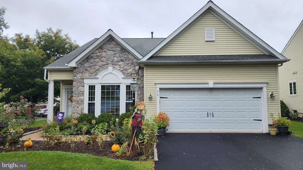 715 TWINING WAY , COLLEGEVILLE, PA 19426