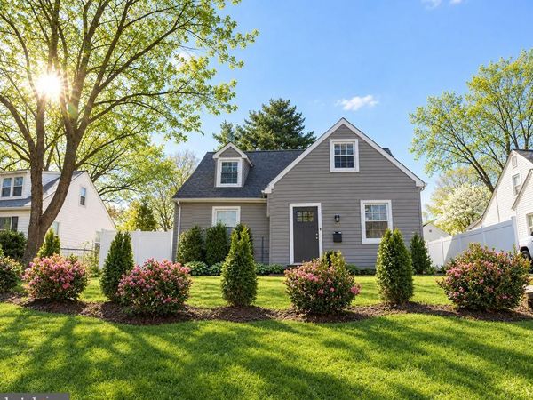 1013 PAUL DRIVE , ROCKVILLE, MD 20851