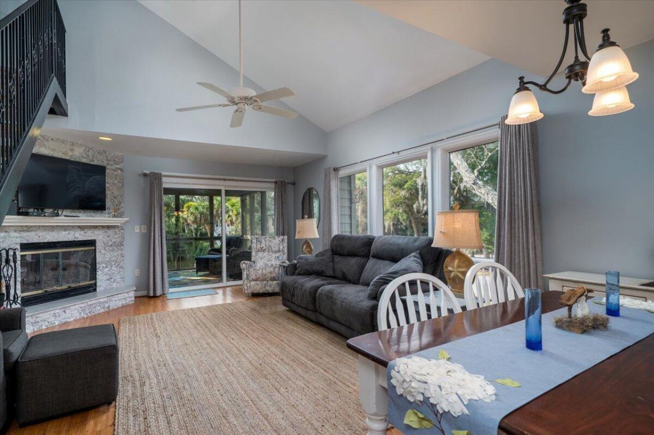 780 Summerwind Circle Photo 8