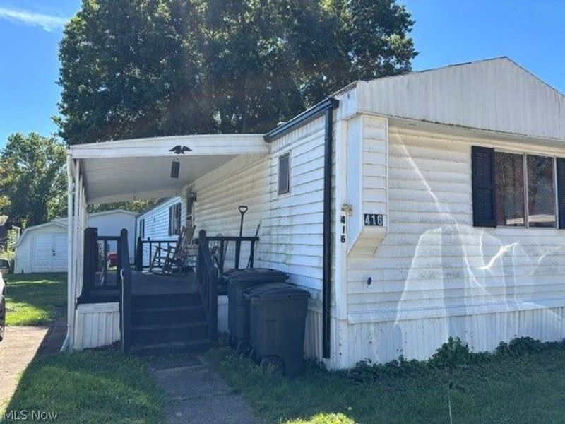 416 Sailfish Lane SE, New Philadelphia, OH 44663 Photo 4