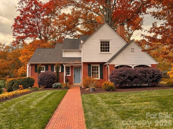 431 9th Street NW, Hickory, NC 28601