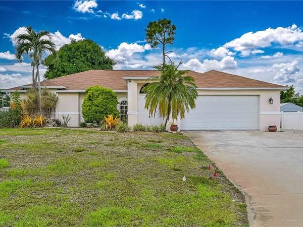 18222 Camellia RD , FORT MYERS, FL 33967