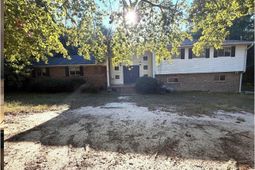345 Marion Street photo 4