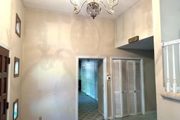345 Marion Street photo 4