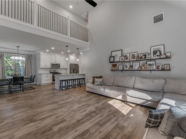 13 Hinckley Circle, Bella Vista, AR 72714