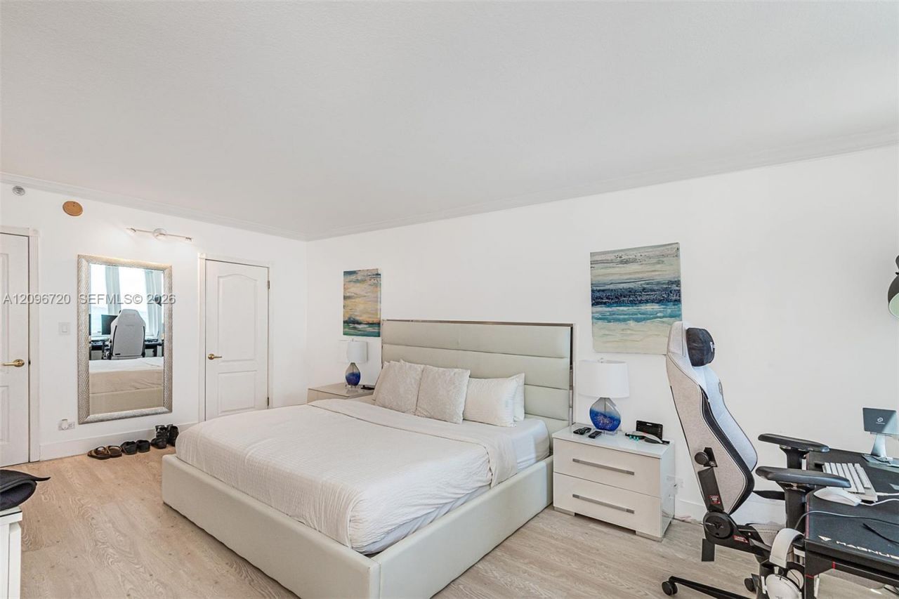 2301 Collins Ave, Unit 625, Miami Beach, FL 33139 Photo