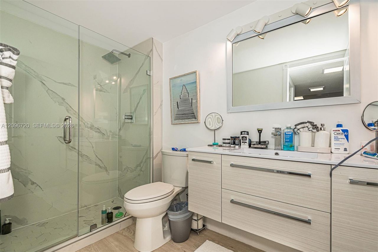 2301 Collins Ave, Unit 625, Miami Beach, FL 33139 Photo
