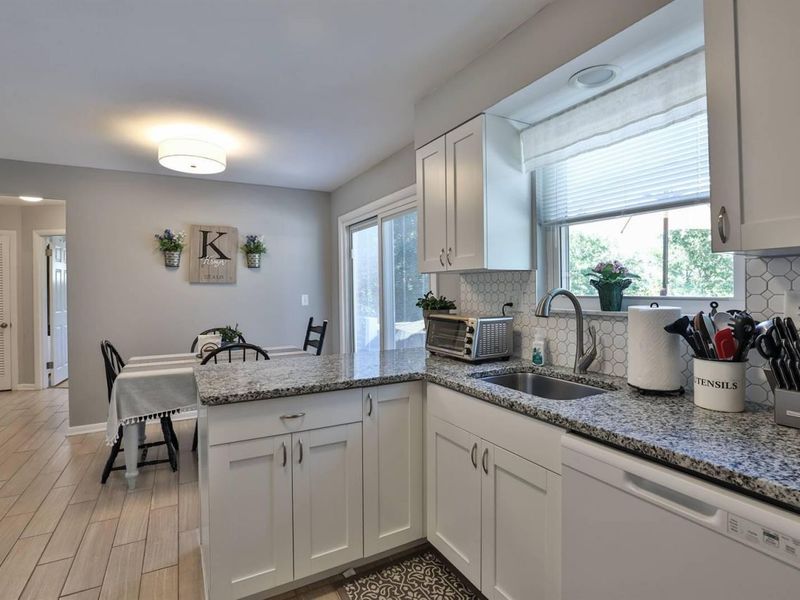 93 Mayo Circle, Newport, KY 41071 Photo 11