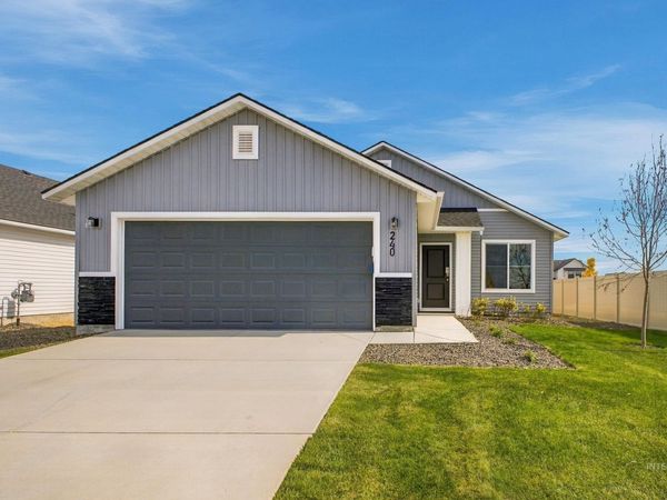 240 N Tideberry Ave, Kuna, ID 83634