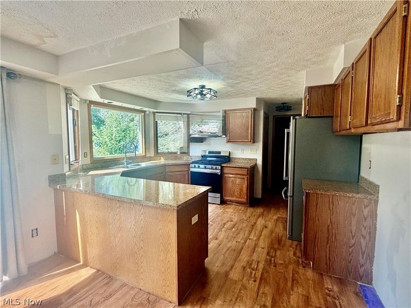 926 Fieldstone Drive, Kent, OH 44240 Photo 8