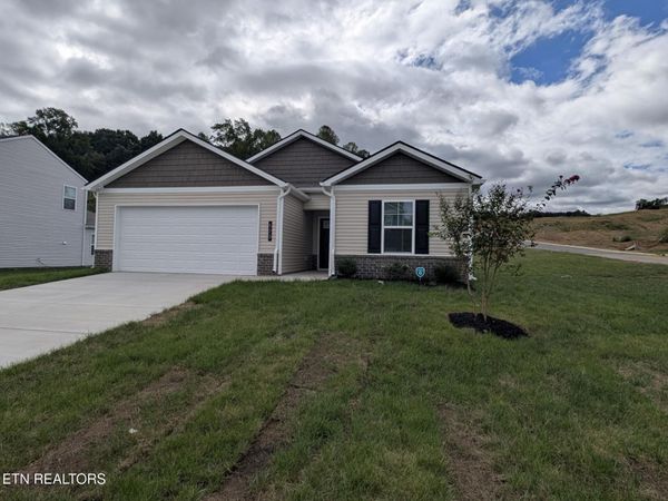 573 White Oak Lane, Vonore, TN 37885