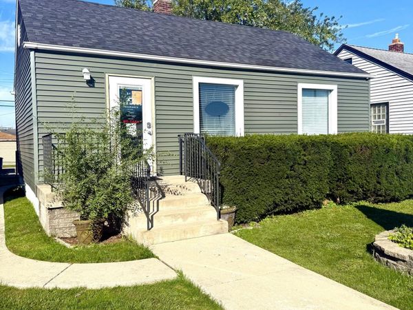 8416 Kennedy Avenue , Highland, IN 46322