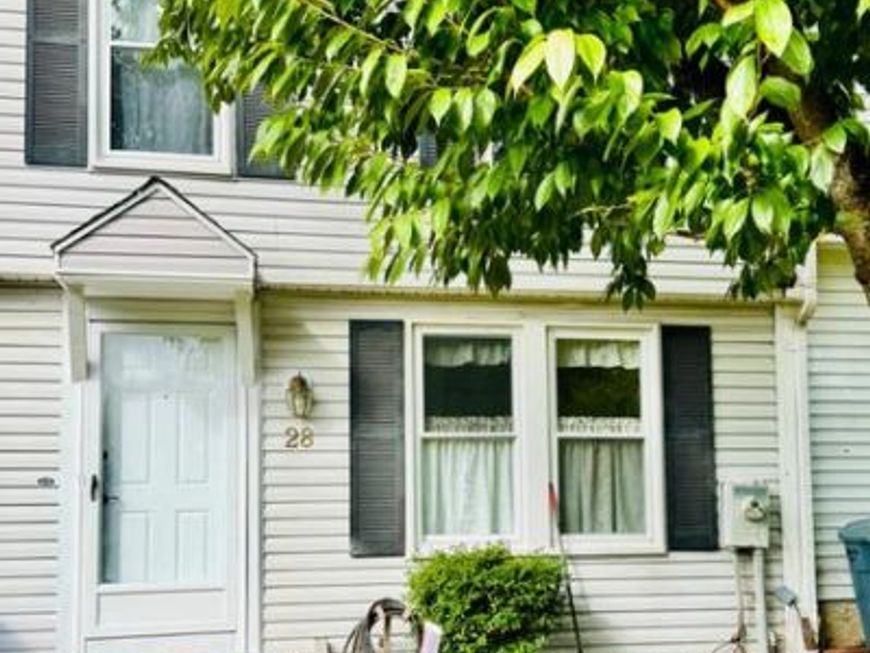 28 Towns Court, Rosedale, MD 21237 Main Photo