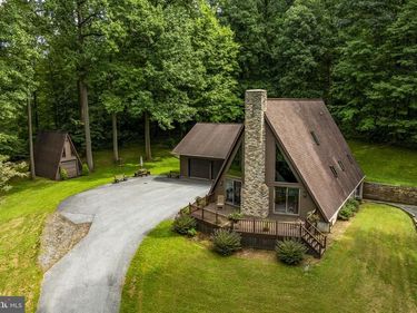 117 FAWN HOLLOW ROAD, NEWMANSTOWN, PA 17073