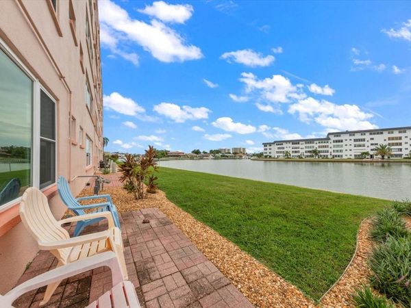 6025 SHORE BOULEVARD S, Unit 107, GULFPORT, FL 33707
