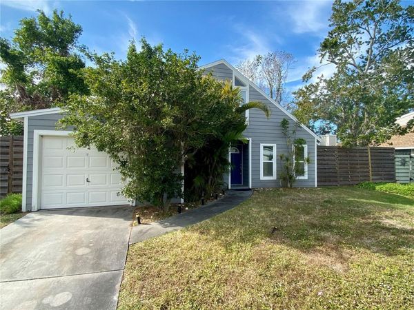 4564 IOLA DRIVE , SARASOTA, FL 34231